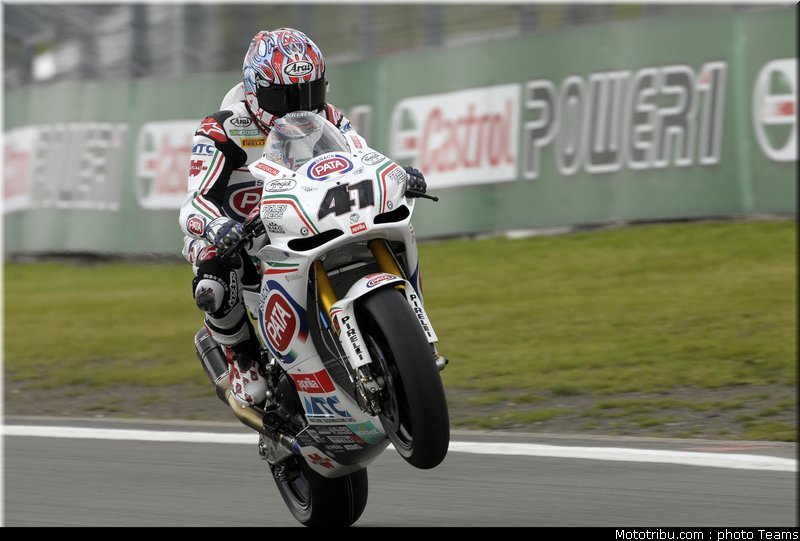 sbk_haga_005_allemagne_nurburgring_2011