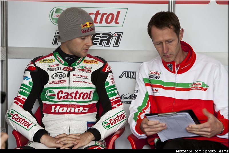 sbk_rea_008_allemagne_nurburgring_2011