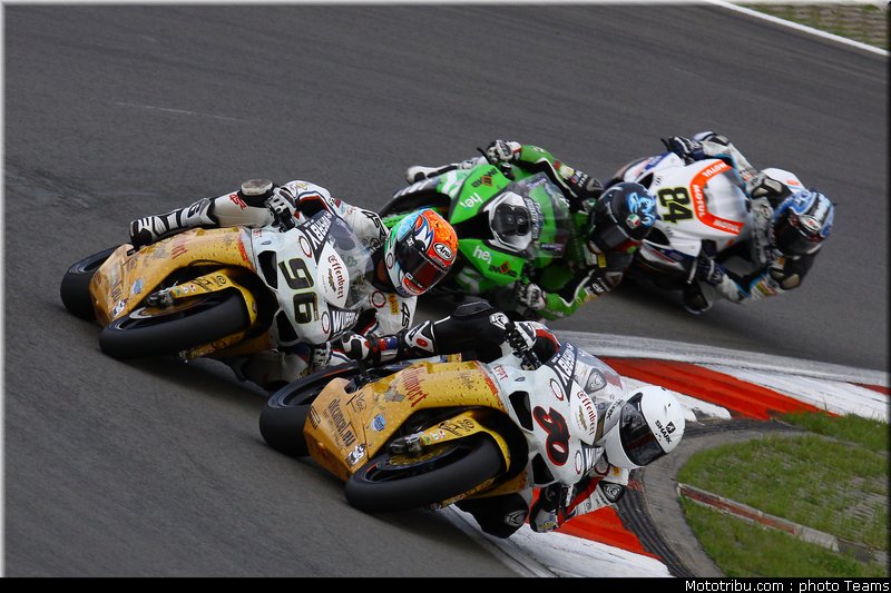 sbk_sbk_002_allemagne_nurburgring_2011