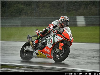 sbk_camier_001_allemagne_nurburgring_2011.jpg