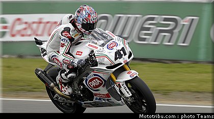 sbk_haga_004_allemagne_nurburgring_2011.jpg