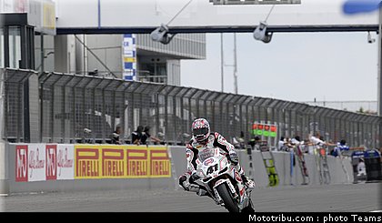 sbk_haga_011_allemagne_nurburgring_2011.jpg