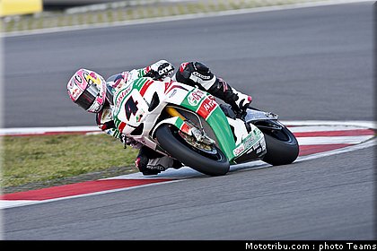 sbk_rea_012_allemagne_nurburgring_2011.jpg