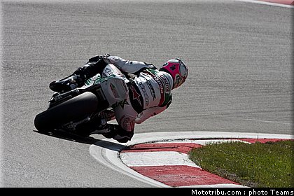 sbk_rea_023_allemagne_nurburgring_2011.jpg