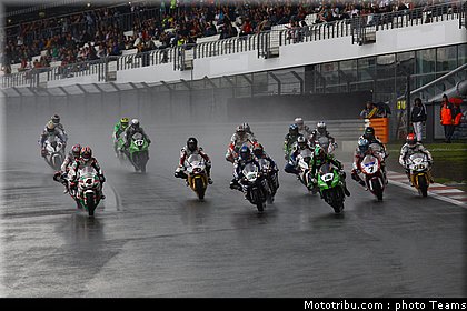 sbk_sbk_004_allemagne_nurburgring_2011.jpg