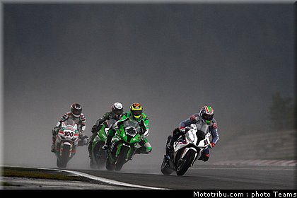 sbk_sbk_019_allemagne_nurburgring_2011.jpg