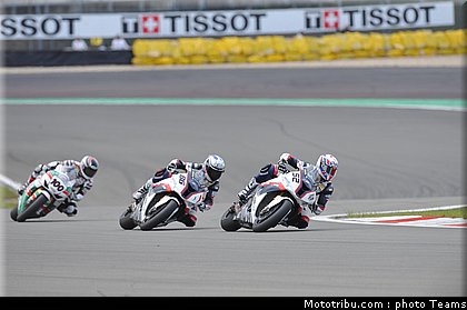 sbk_sbk_020_allemagne_nurburgring_2011.jpg