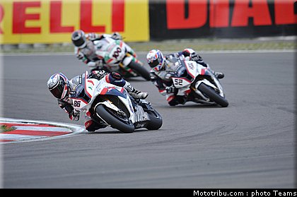 sbk_sbk_023_allemagne_nurburgring_2011.jpg