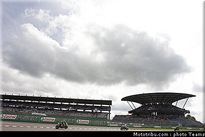 sbk_sbk_029_allemagne_nurburgring_2011.jpg
