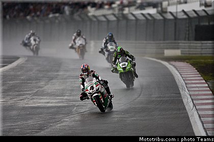 sbk_sbk_030_allemagne_nurburgring_2011.jpg