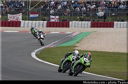 sbk_sbk_035_allemagne_nurburgring_2011.jpg
