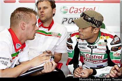 sbk_tamada_030_allemagne_nurburgring_2011.jpg