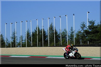 supersport_cazacu_001_allemagne_nurburgring_2011.jpg