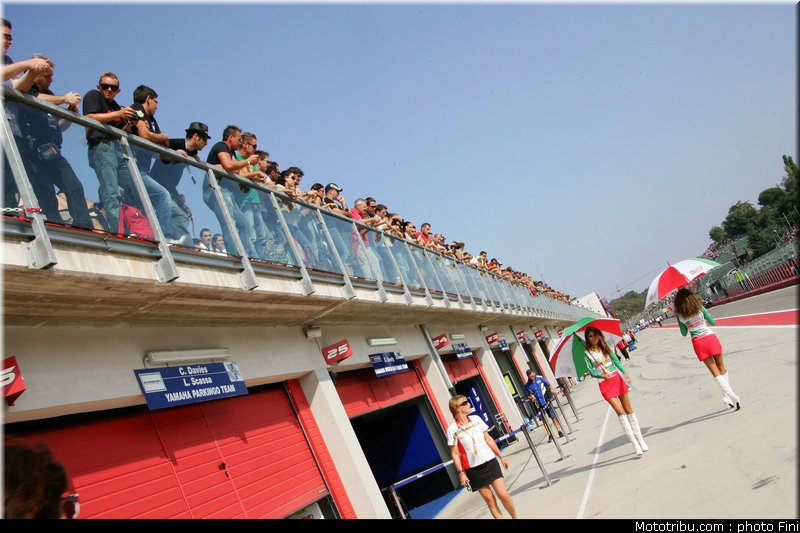 sbk_ambiance_013_italie_imola_2011