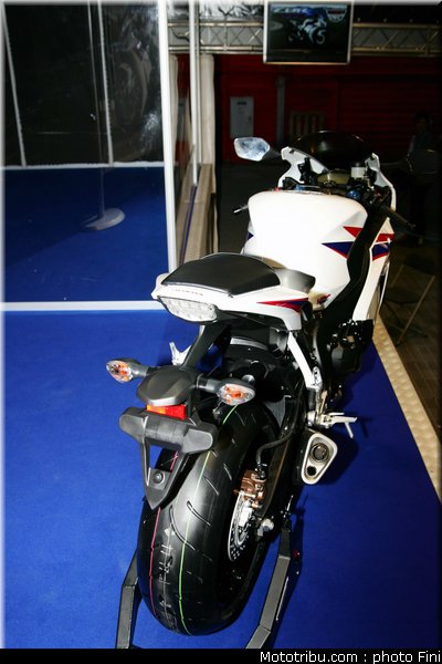 sbk_ambiance_017_italie_imola_2011