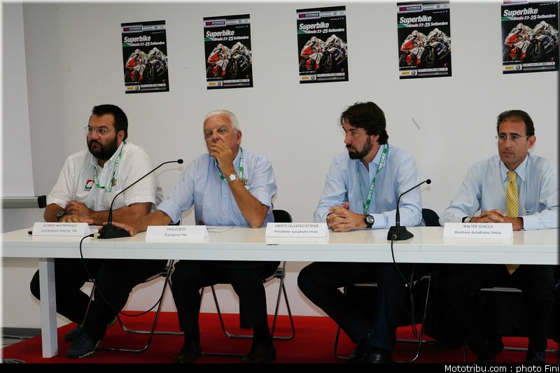 sbk_ambiance_019_italie_imola_2011