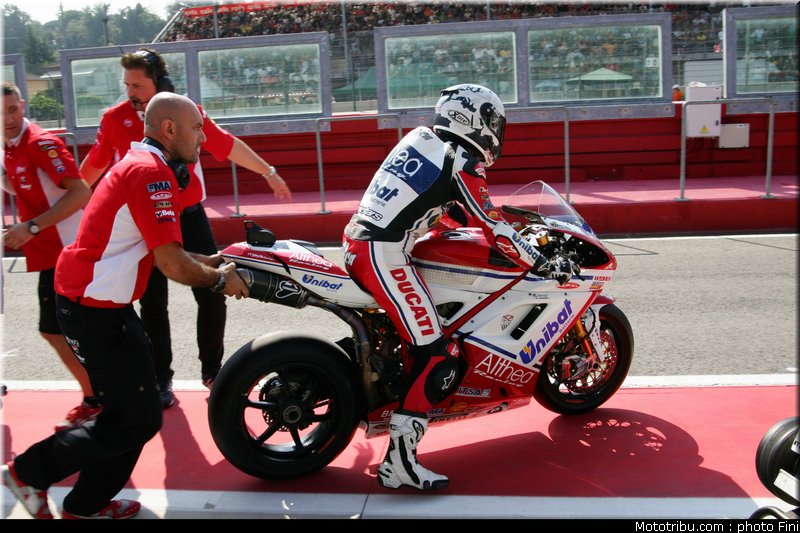 sbk_checa_001_italie_imola_2011