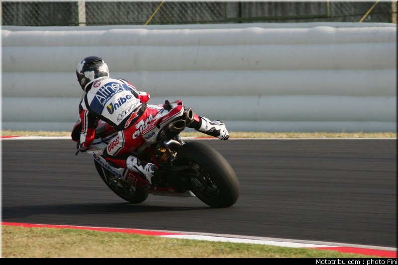 sbk_checa_013_italie_imola_2011