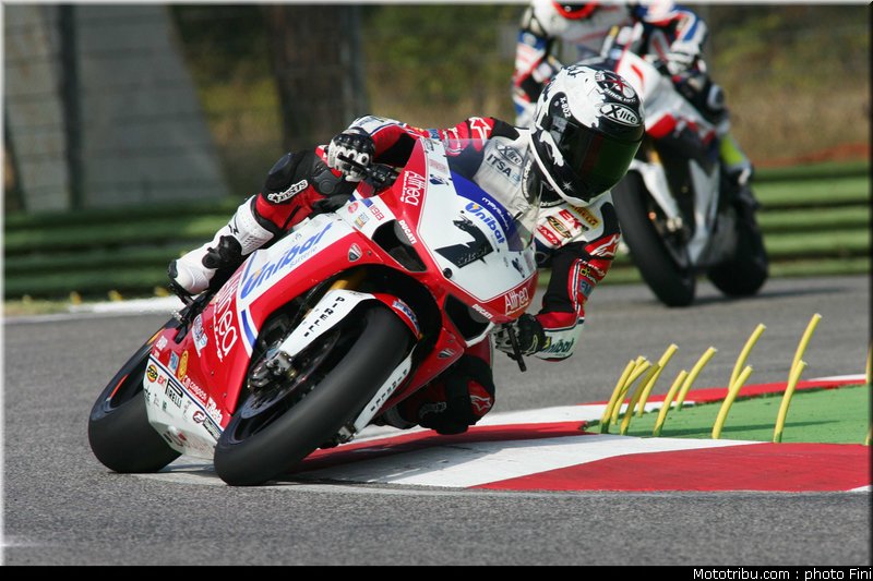 sbk_checa_020_italie_imola_2011