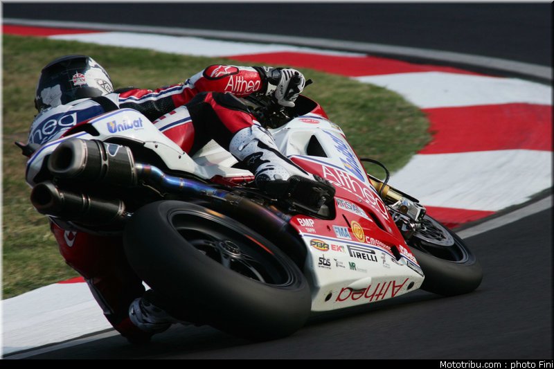 sbk_checa_023_italie_imola_2011