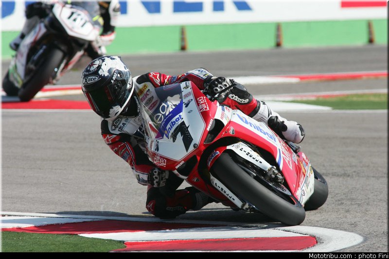 sbk_checa_027_italie_imola_2011