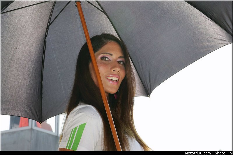 sbk_pitbabe_001_italie_imola_2011