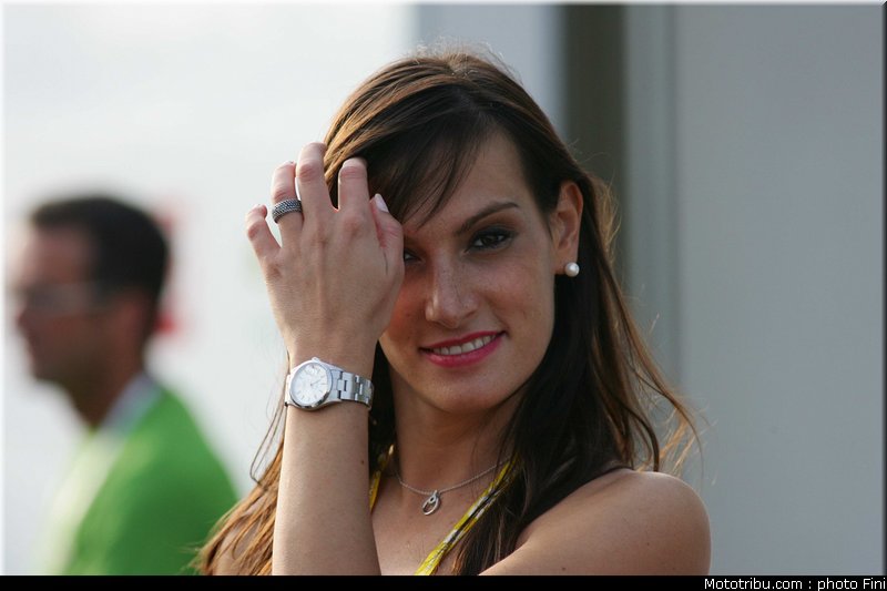 sbk_pitbabe_018_italie_imola_2011