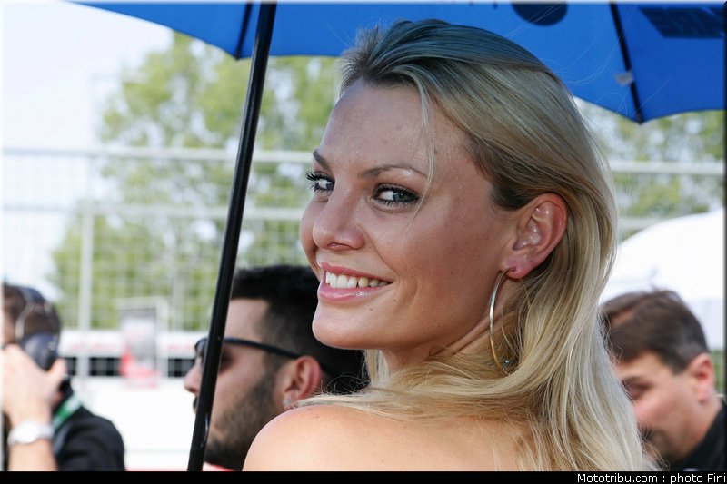 sbk_pitbabe_039_italie_imola_2011