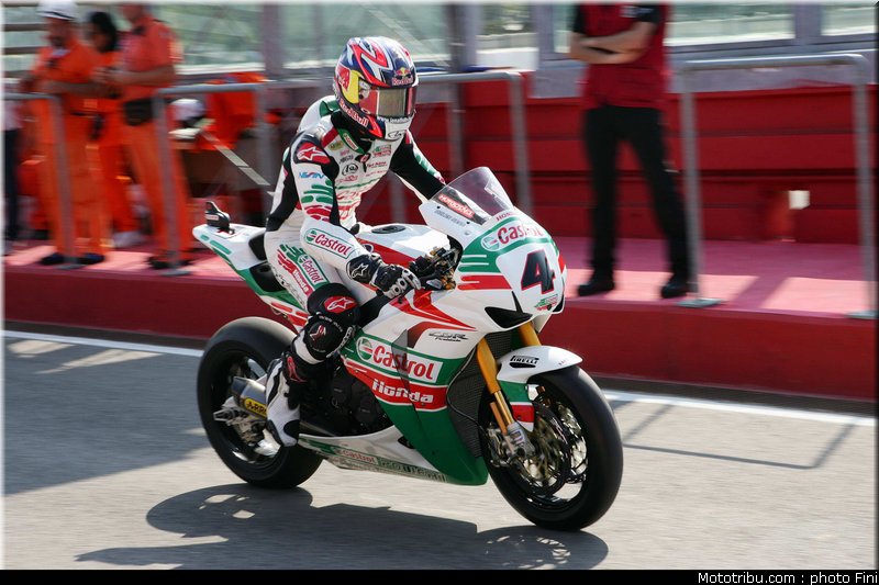 sbk_rea_001_italie_imola_2011