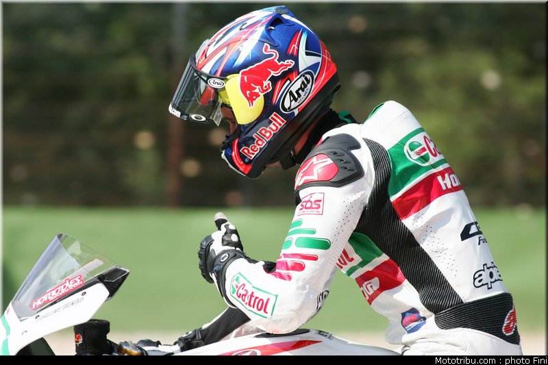 sbk_rea_003_italie_imola_2011