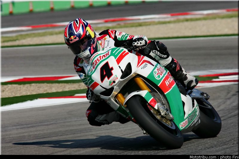 sbk_rea_007_italie_imola_2011