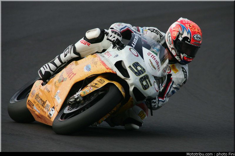 sbk_smrz_002_italie_imola_2011