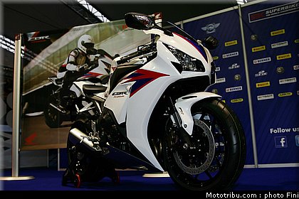 sbk_ambiance_022_italie_imola_2011.jpg