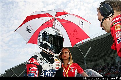 sbk_checa_004_italie_imola_2011.jpg