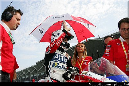 sbk_checa_006_italie_imola_2011.jpg