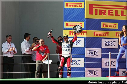 sbk_checa_017_italie_imola_2011.jpg