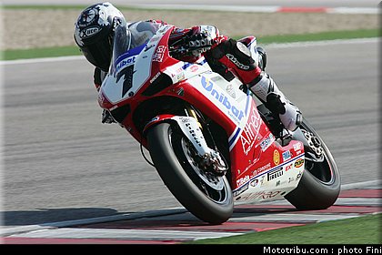 sbk_checa_026_italie_imola_2011.jpg