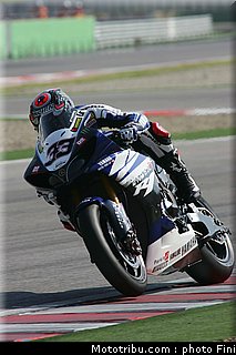 sbk_melandri_006_italie_imola_2011.jpg