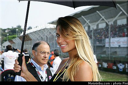 sbk_pitbabe_010_italie_imola_2011.jpg
