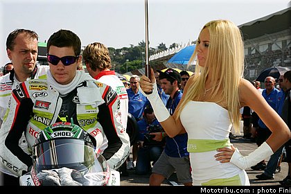 sbk_pitbabe_024_italie_imola_2011.jpg