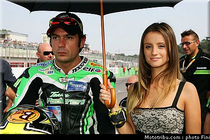 sbk_pitbabe_037_italie_imola_2011.jpg
