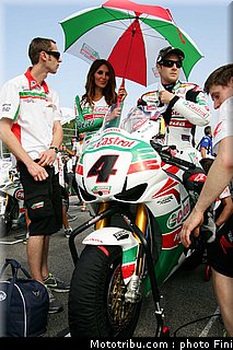 sbk_rea_005_italie_imola_2011.jpg