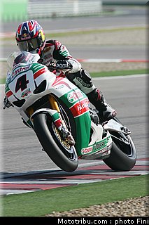 sbk_rea_009_italie_imola_2011.jpg