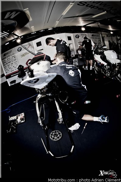 sbk_ambiance_004_france_magny_cours_2011