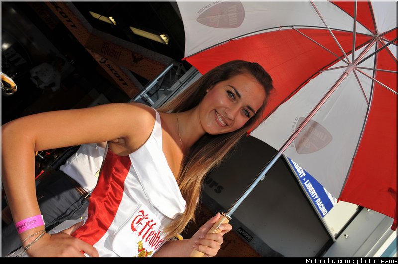 sbk_pitbabe_001_france_magny_cours_2011