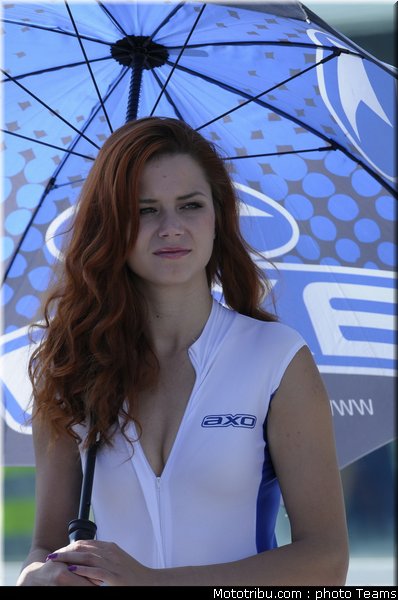 sbk_pitbabe_008_france_magny_cours_2011