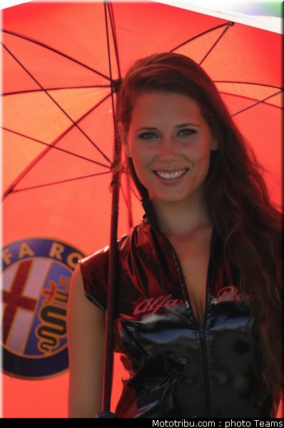 sbk_pitbabe_011_france_magny_cours_2011
