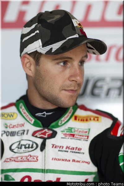 sbk_rea_005_france_magny_cours_2011