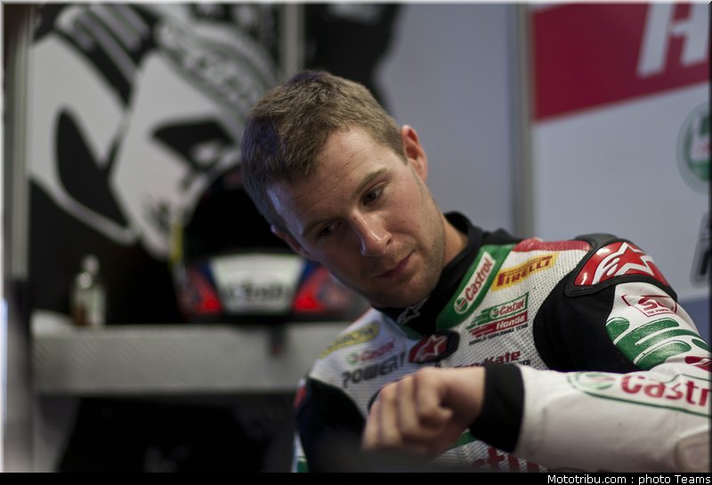 sbk_rea_006_france_magny_cours_2011