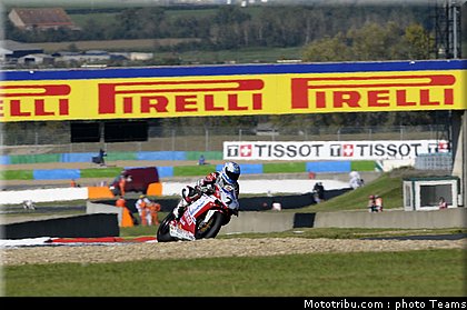 sbk_010_france_magny_cours_2011.jpg